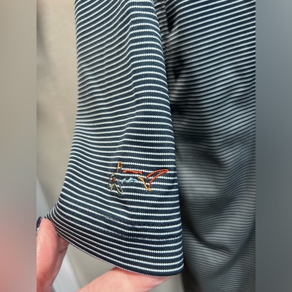 Greg Norman Men’s Gold Tee - Picture 4 of 4